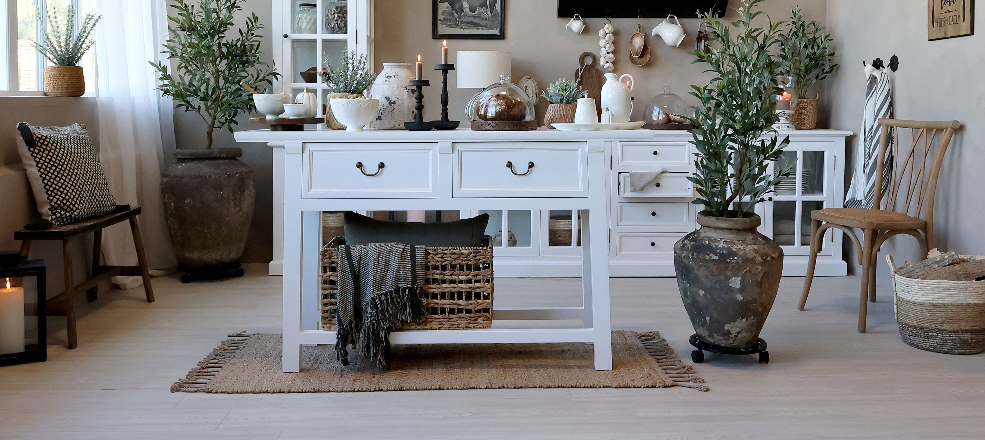 Chic Antique